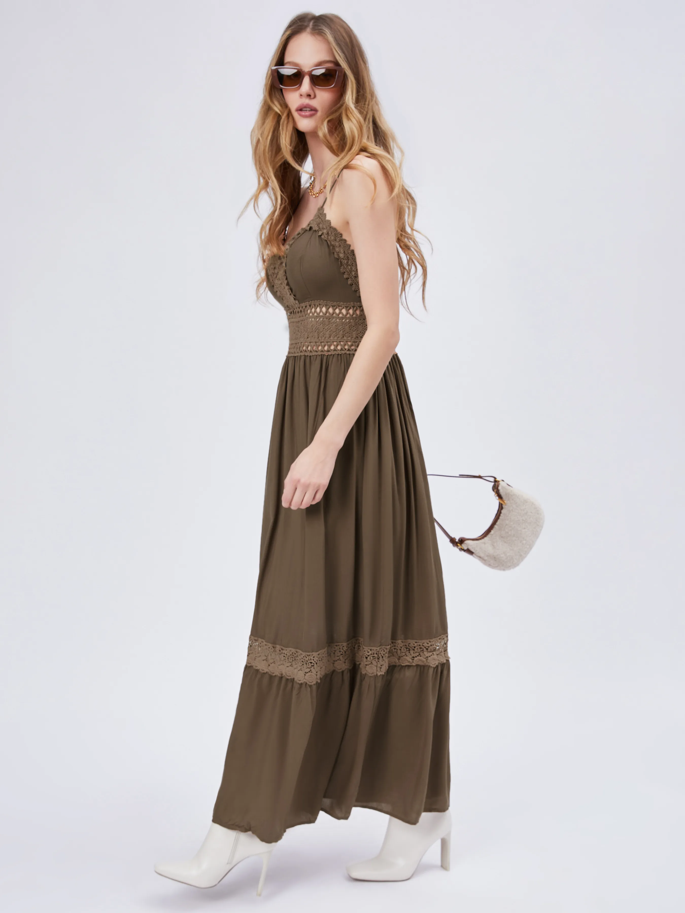 Vestido con Adorno de Encaje Liso